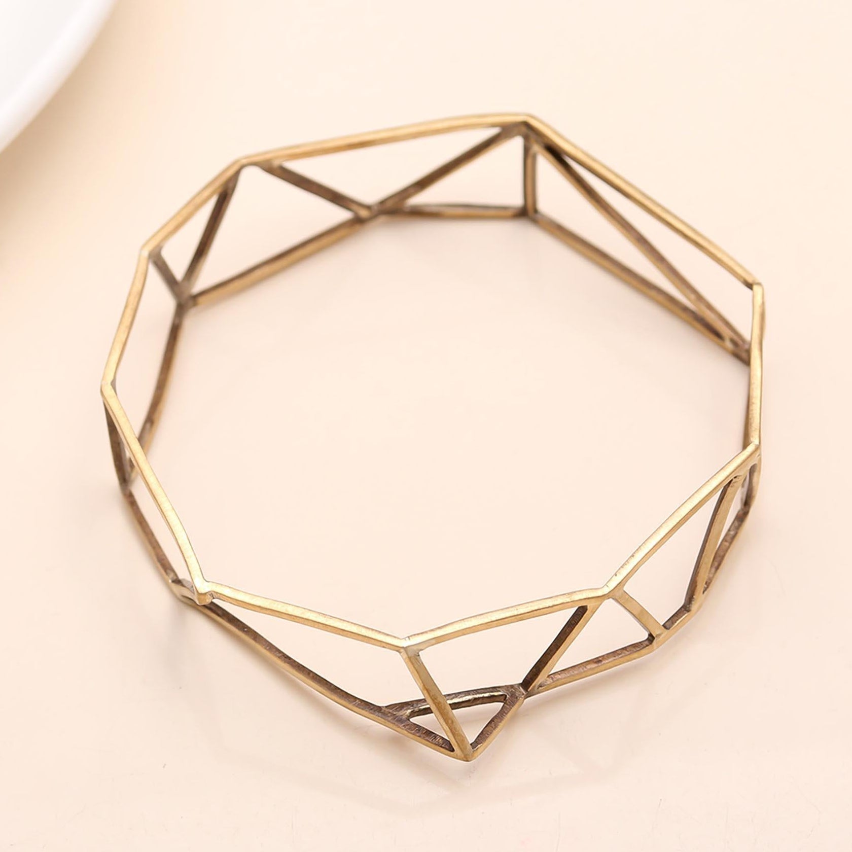 The Structural Octagon: Geometric Gold Bangle