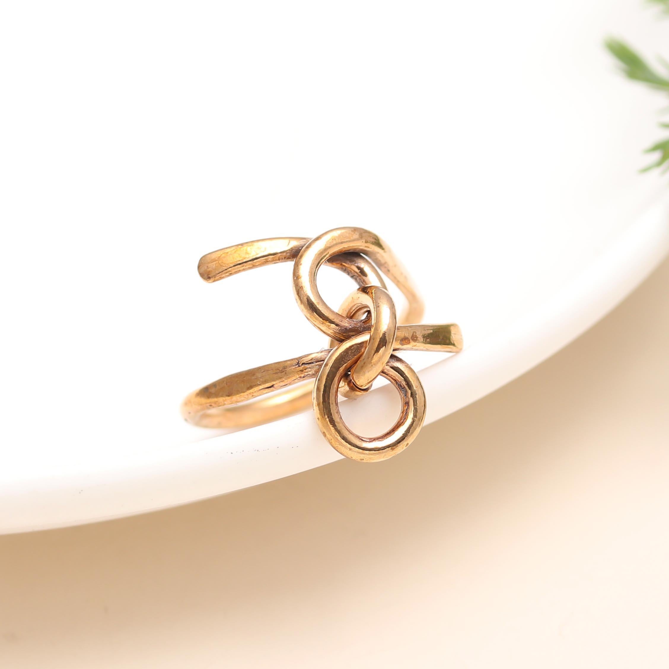 925 Silver Interlocking Loop Ring