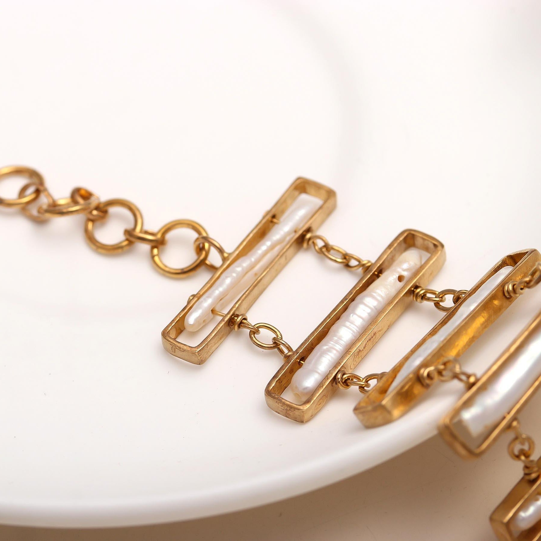 The Luminous Ladder: Gold & Stick Pearl Link Bracelet