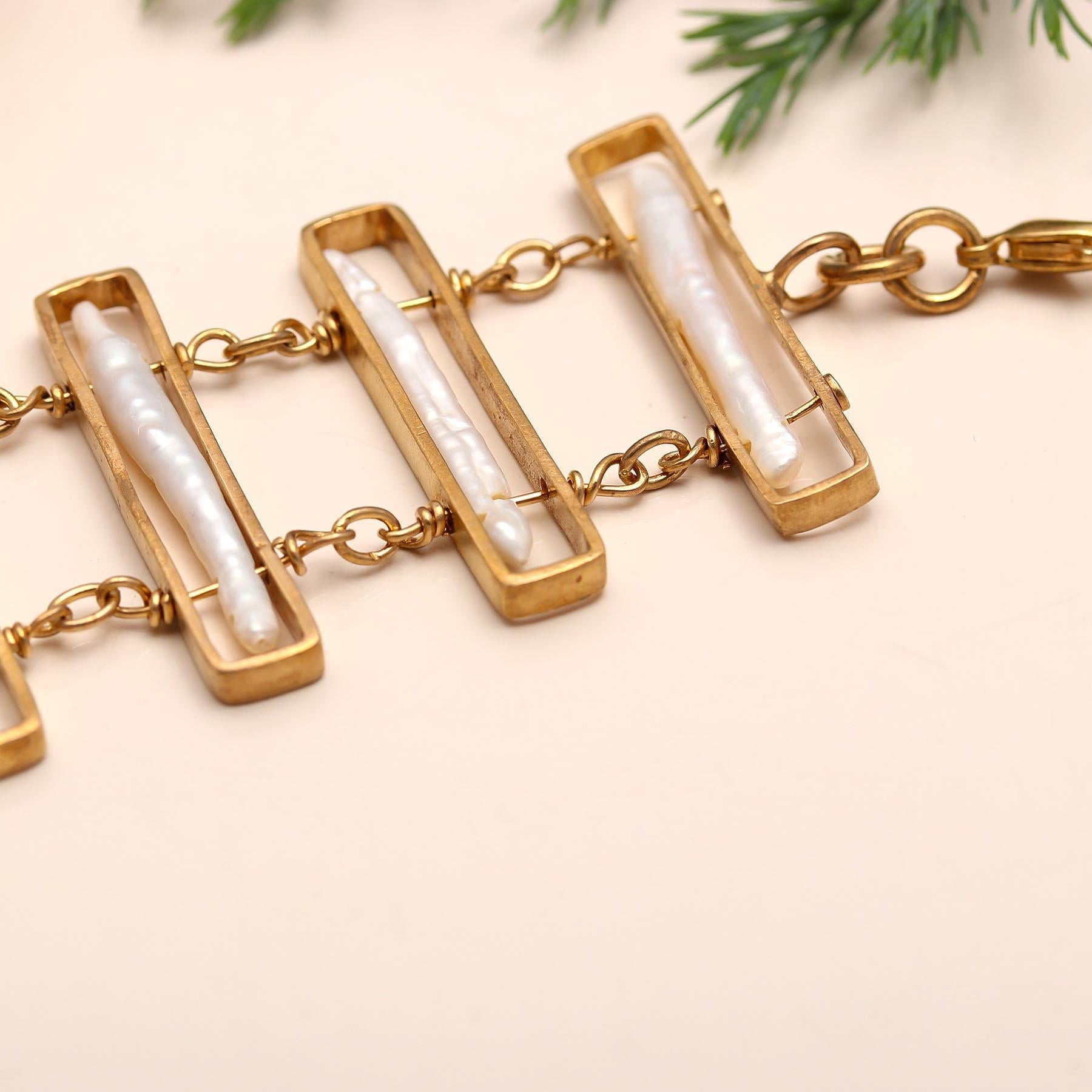 The Luminous Ladder: Gold & Stick Pearl Link Bracelet