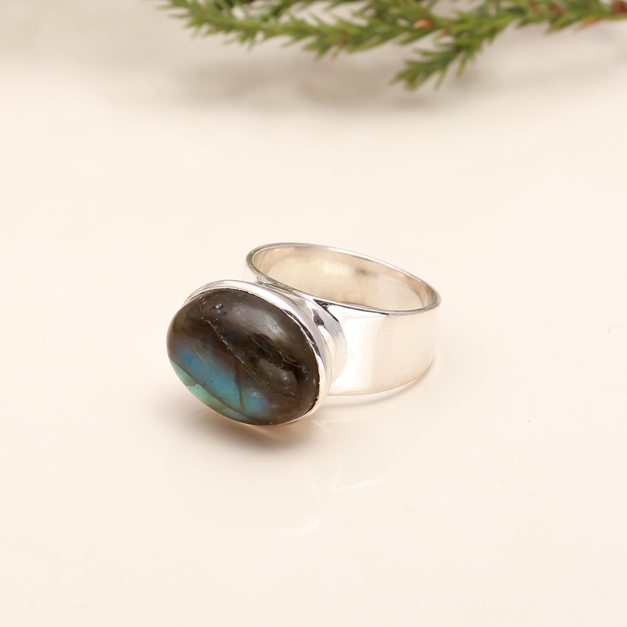 925 Silver Labradorite Ring
