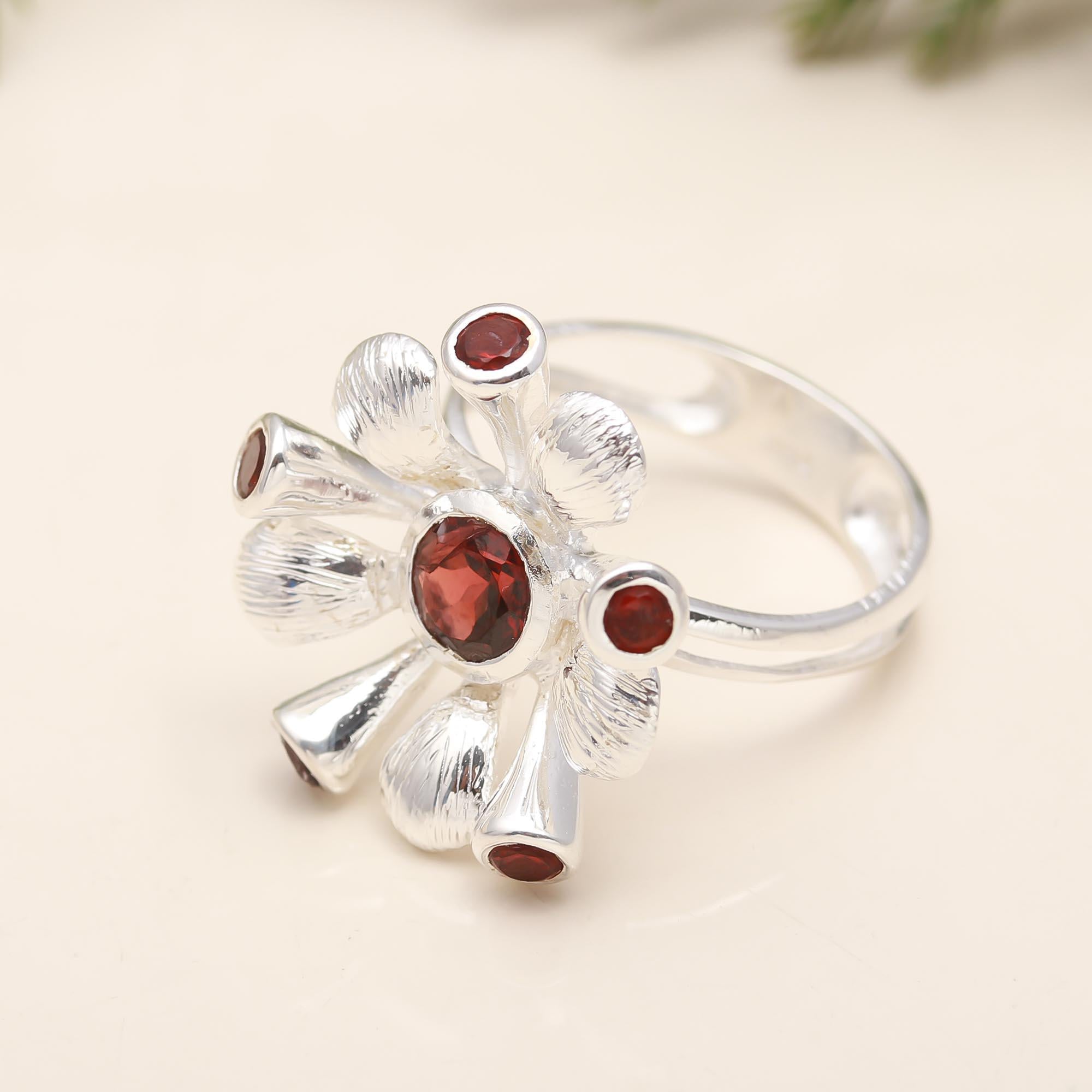 925 Silver Garnet Floral Ring