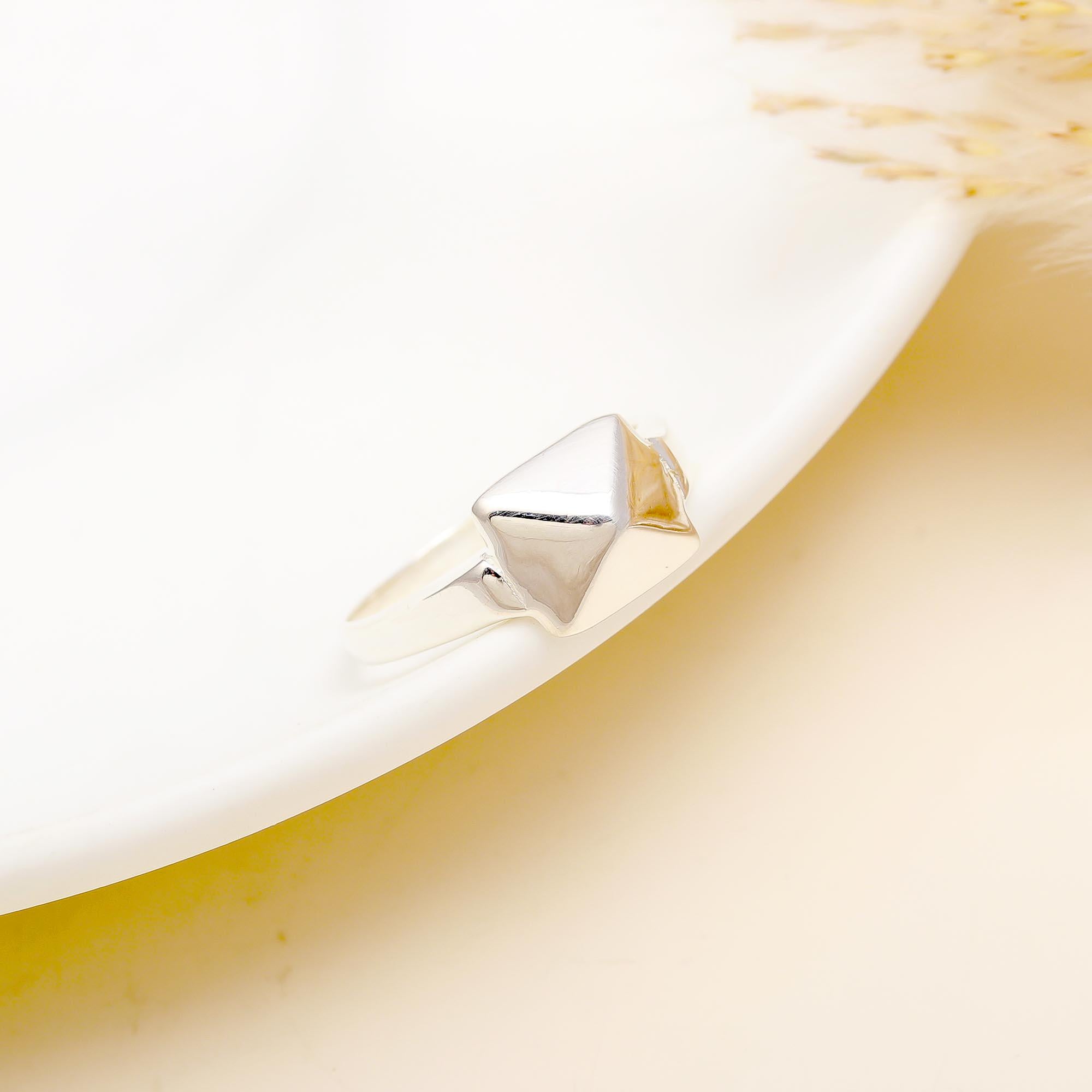 925 Silver Pyramid Ring