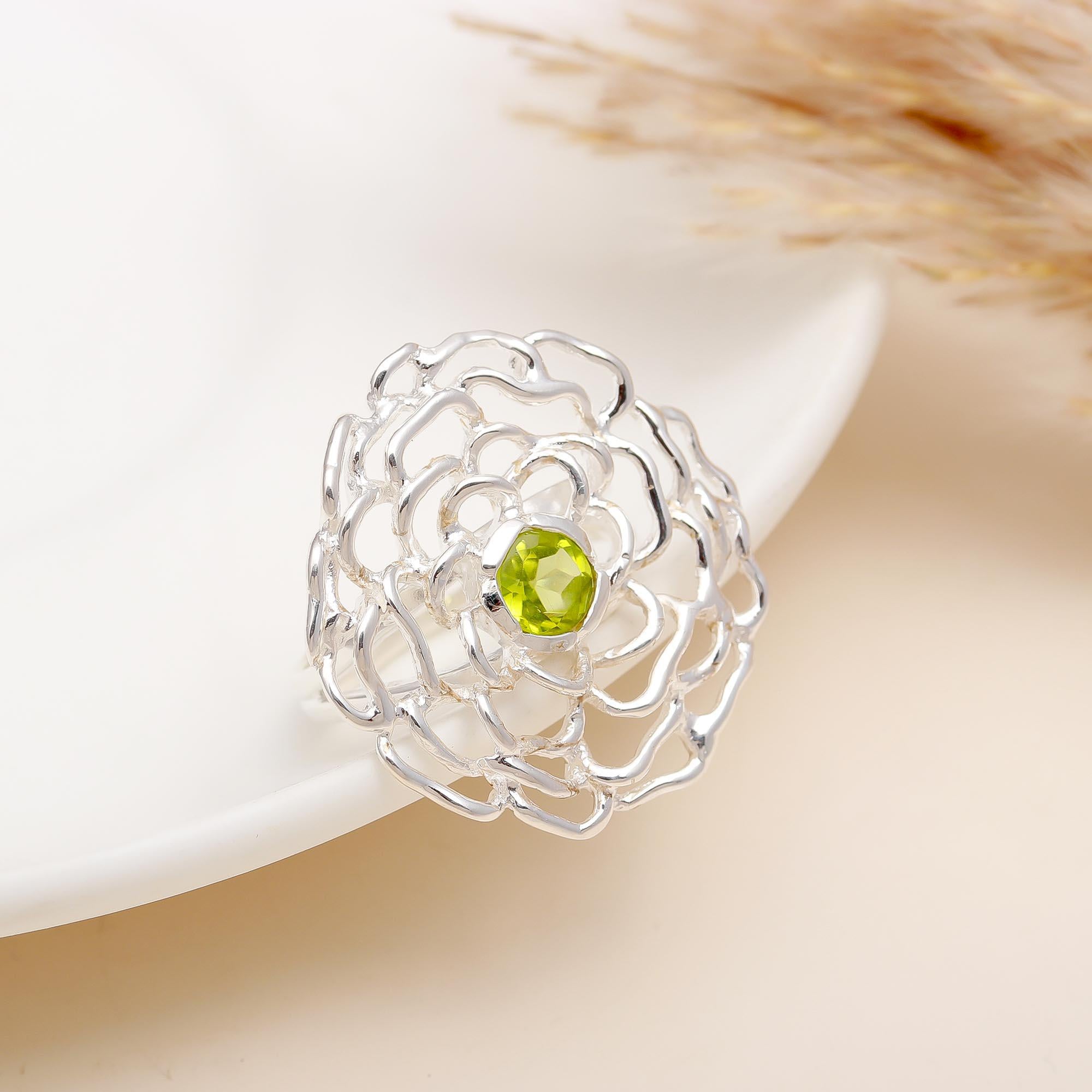 925 Silver Peridot Flower Ring
