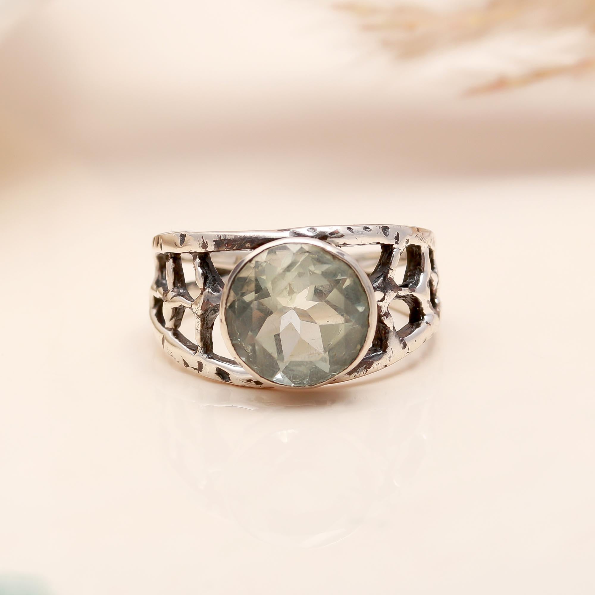The Forest Lattice: Prasiolite (Green Amethyst) & Textured Ring