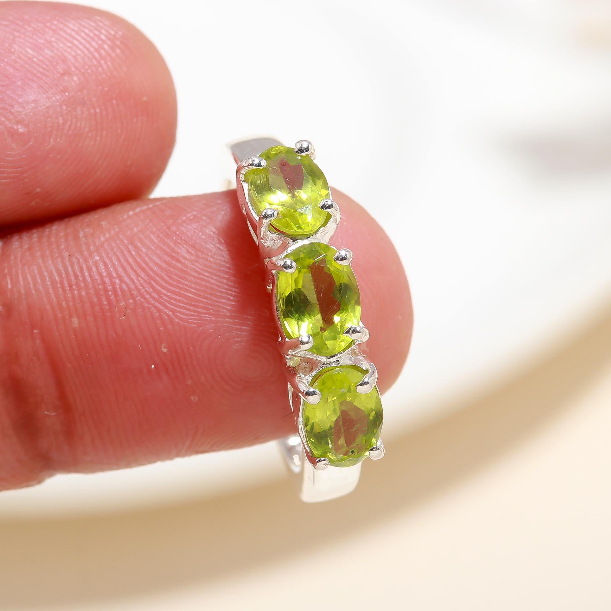 925 Silver Three Faceted Peridot Ring