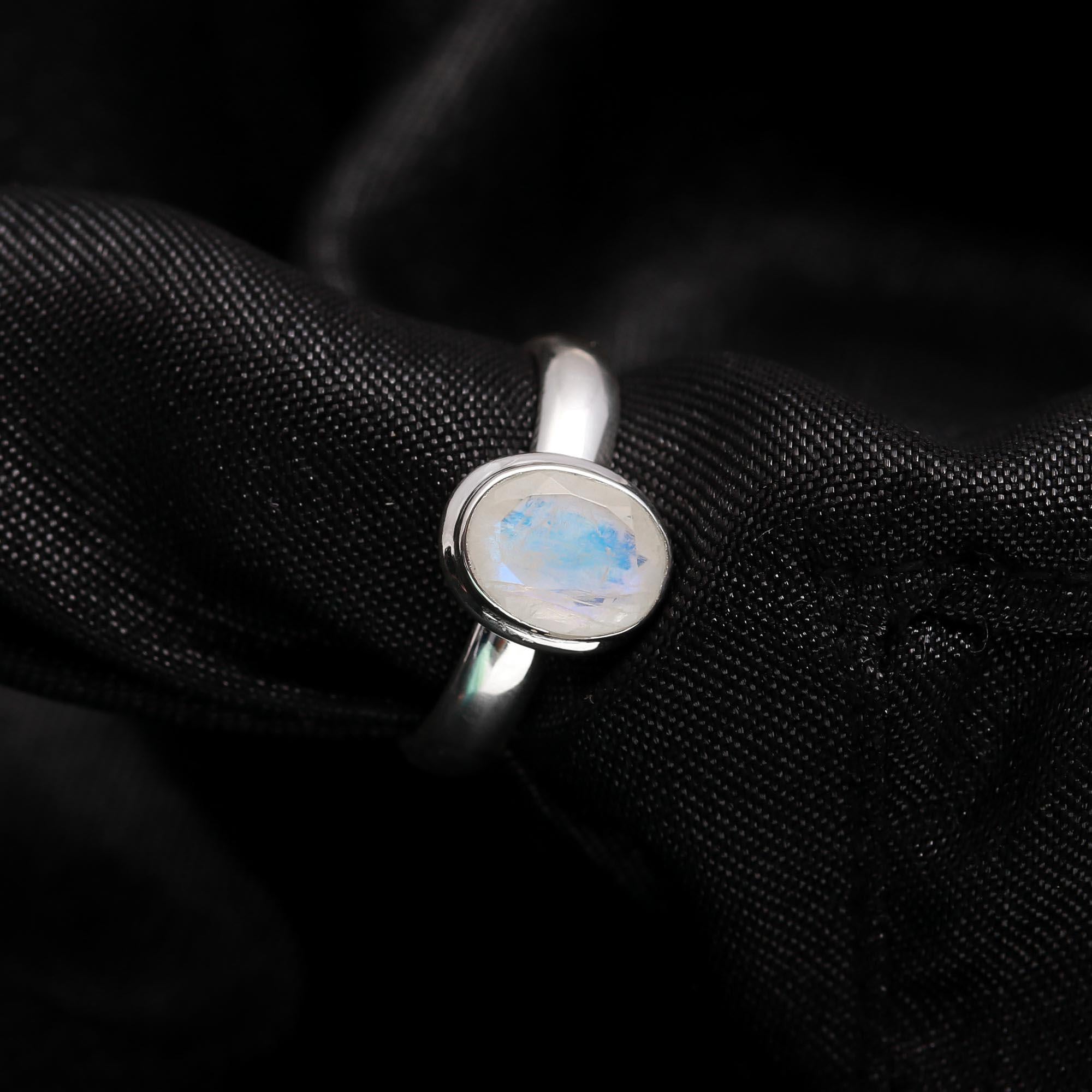925 Silver Rainbow Moonstone Ring