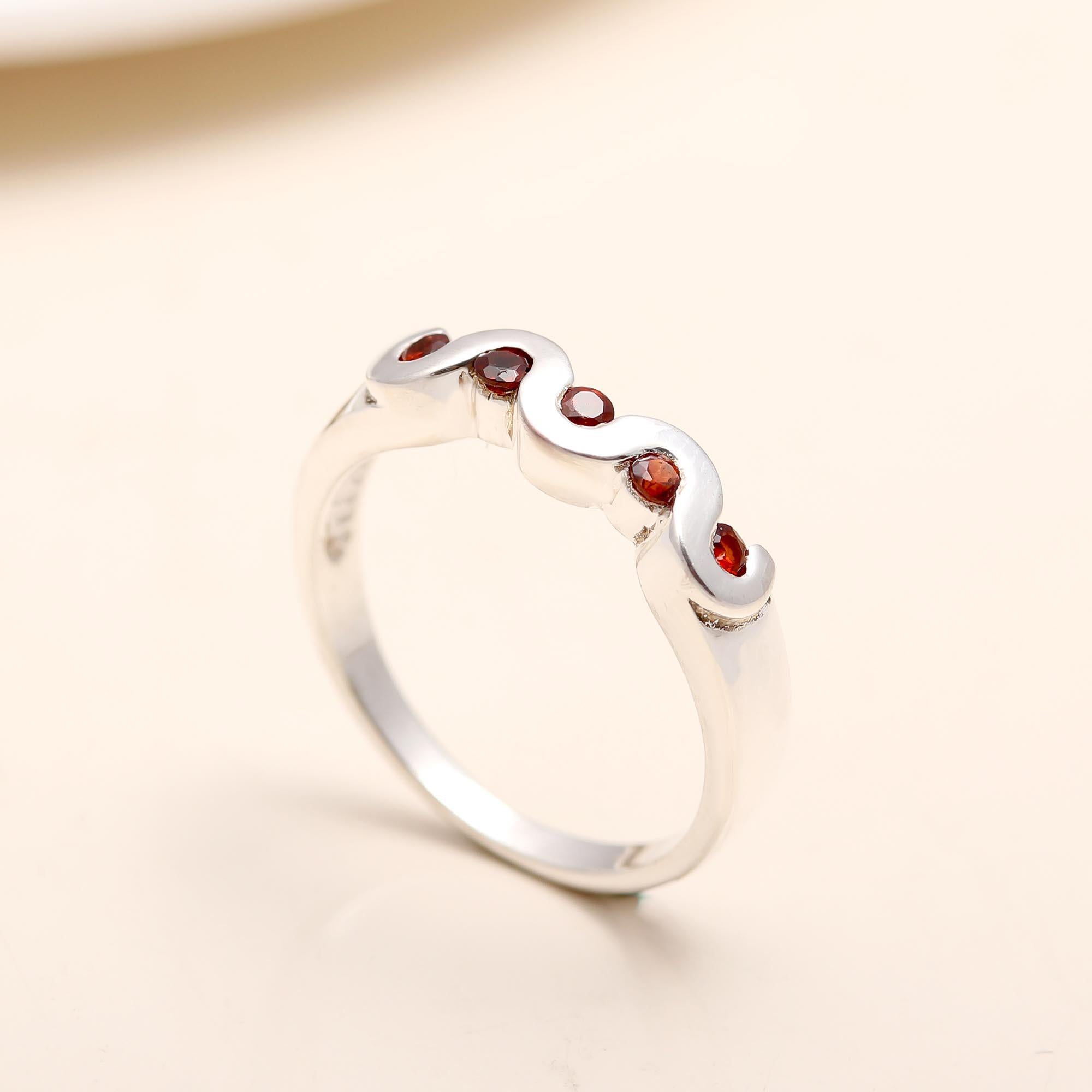Garnet wave design sterling silver ring 