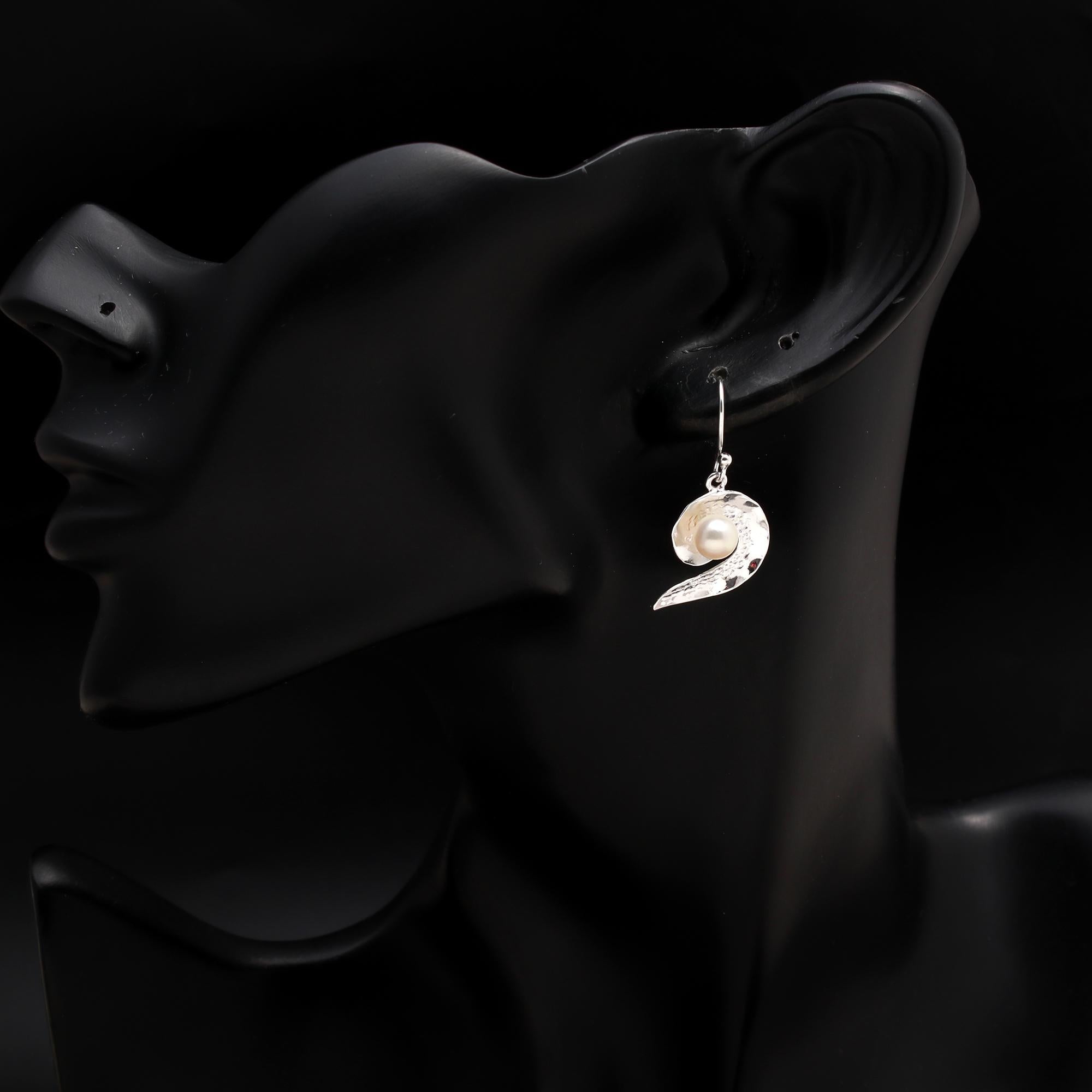 925 Silver Hammered Spiral Pearl Dangle Earrings