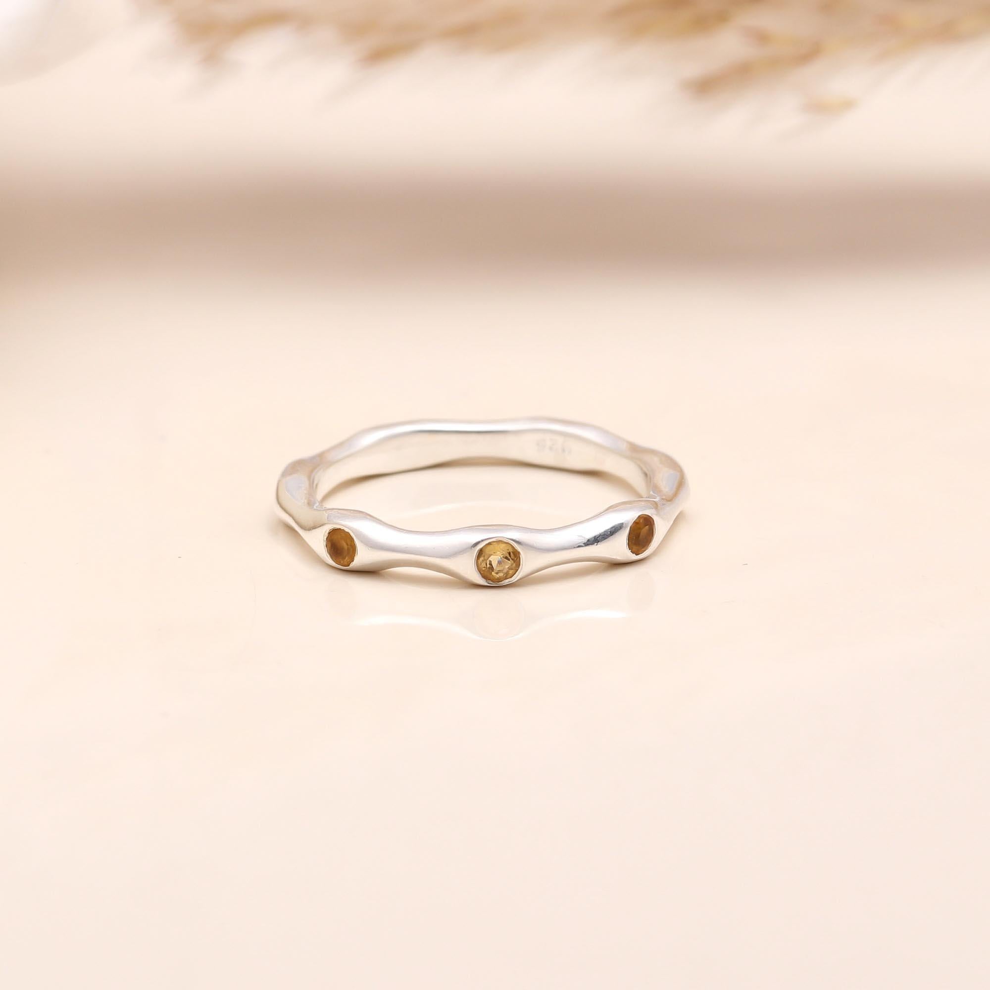 The Earth Wave: Flush Set Hessonite Band